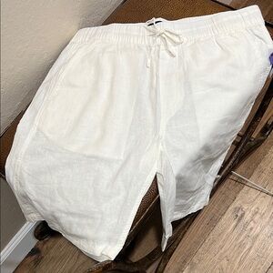 Brand New Magaschoni Man White European Tropical Linen blend Flat Front Shorts!